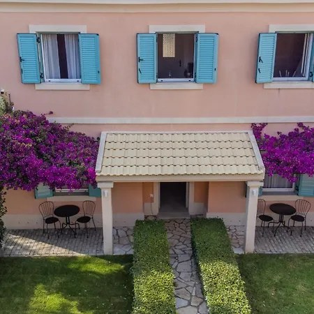 Satori Boutique Hotel 2*